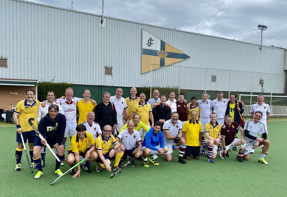 relphj's tweet image. Great laugh for @Guildfordhc o50s on tour @RCJolaseta . Great hosts and amazing club! Thanks for your hospitality
