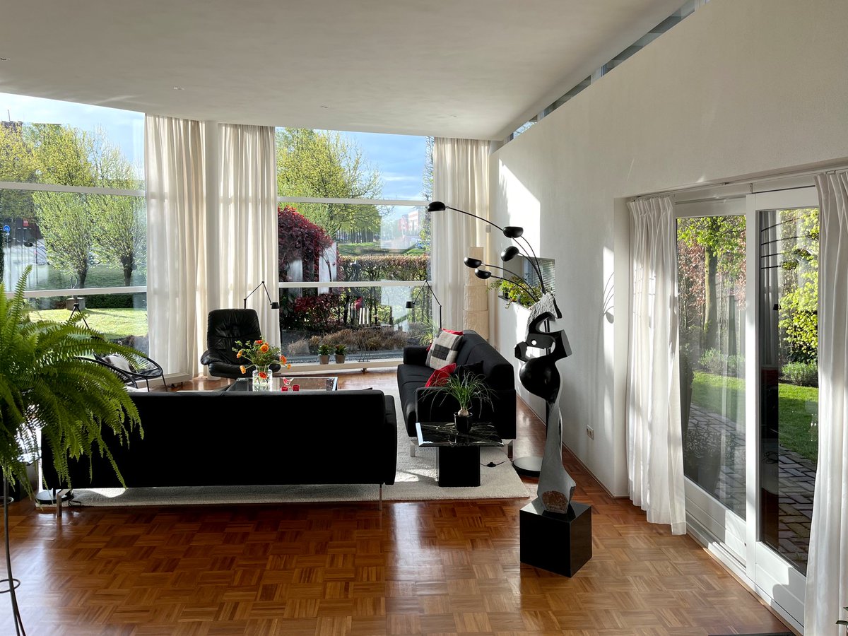 Dit zonnig interieur is in een mooie Design Villa in Amersfoort die nog te koop is ook !
Interesse? Klik hieronder rechtstreeks naar de juiste pagina op Funda. Moet wel even geknipt en geplakt worden. 

funda.nl/koop/amersfoor…