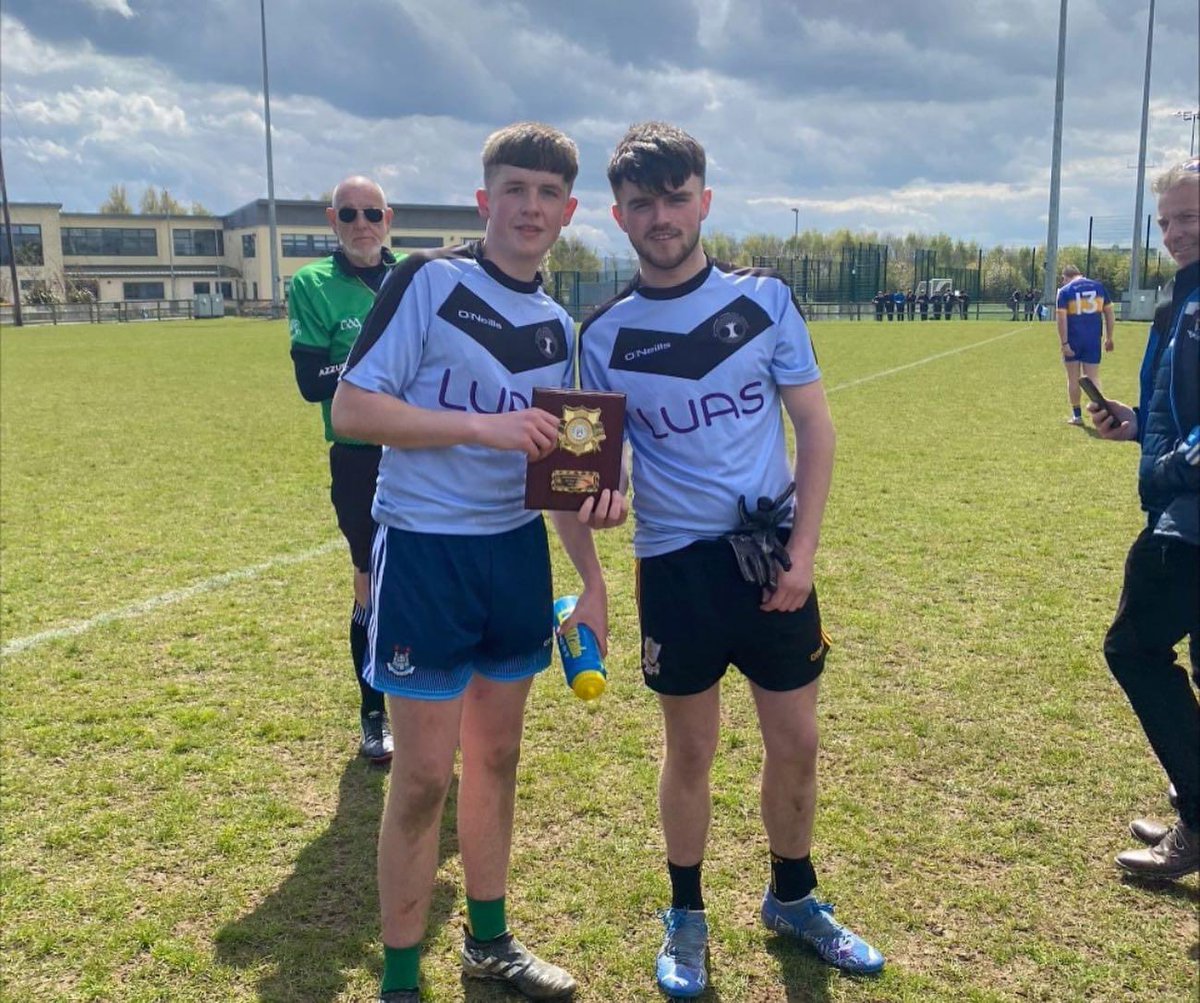 tomasdaibhis's tweet photo. Well done to Jamie Palmer, Jack O'Connor and Josh Judge Smith who were apart of Kingswood community college who won the Dublin Senior D football schools title this afternoon🏆 https://t.co/wBLOpPDdDX