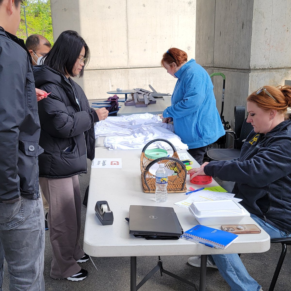 CMUCompBio's tweet image. CBD celebrated #DNADay with games, t-shirts and gyros. Thanks to everyone who came out to join us today for the fun!