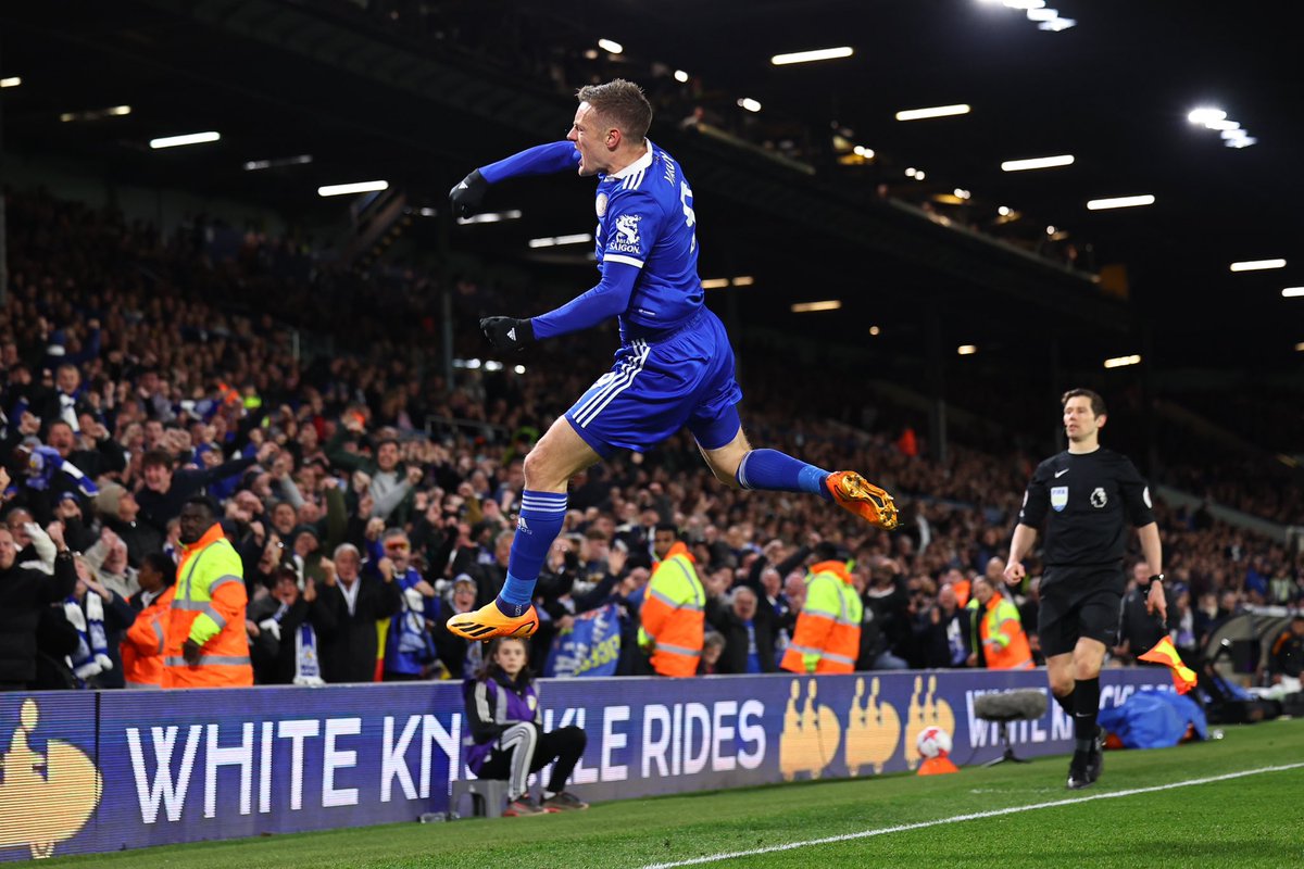 vardy7's tweet photo. That one felt good 😁💙 important point on the road, safe trip home everyone. @LCFC https://t.co/hwq7fFYGUe