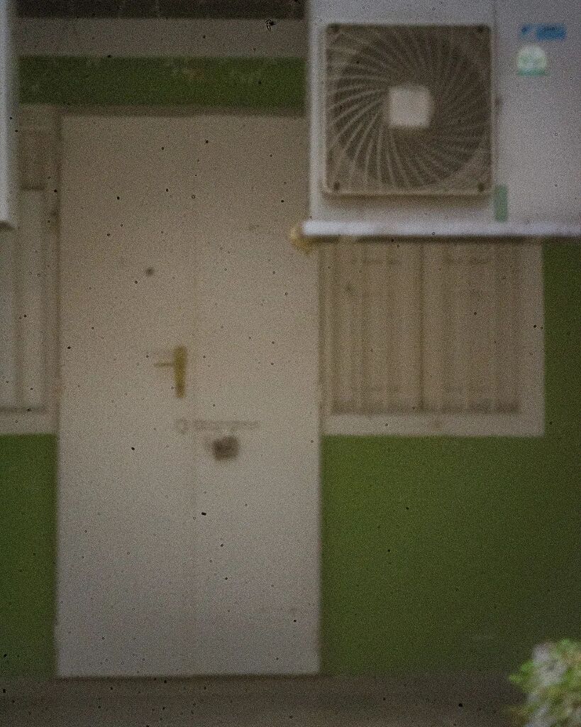 LorenzoPrinci's tweet photo. #singapore #kampongglam #green #wall #walls #facade #alley #alleys #alleyways #street #streets #facade #urban #walk #city #foto #fotografia #picofday #holga #photography #streetphotographers #streetphotography #documentaryphotographer #photodocument… https://t.co/FtB17I2KU7 https://t.co/njRJSA6ZTv