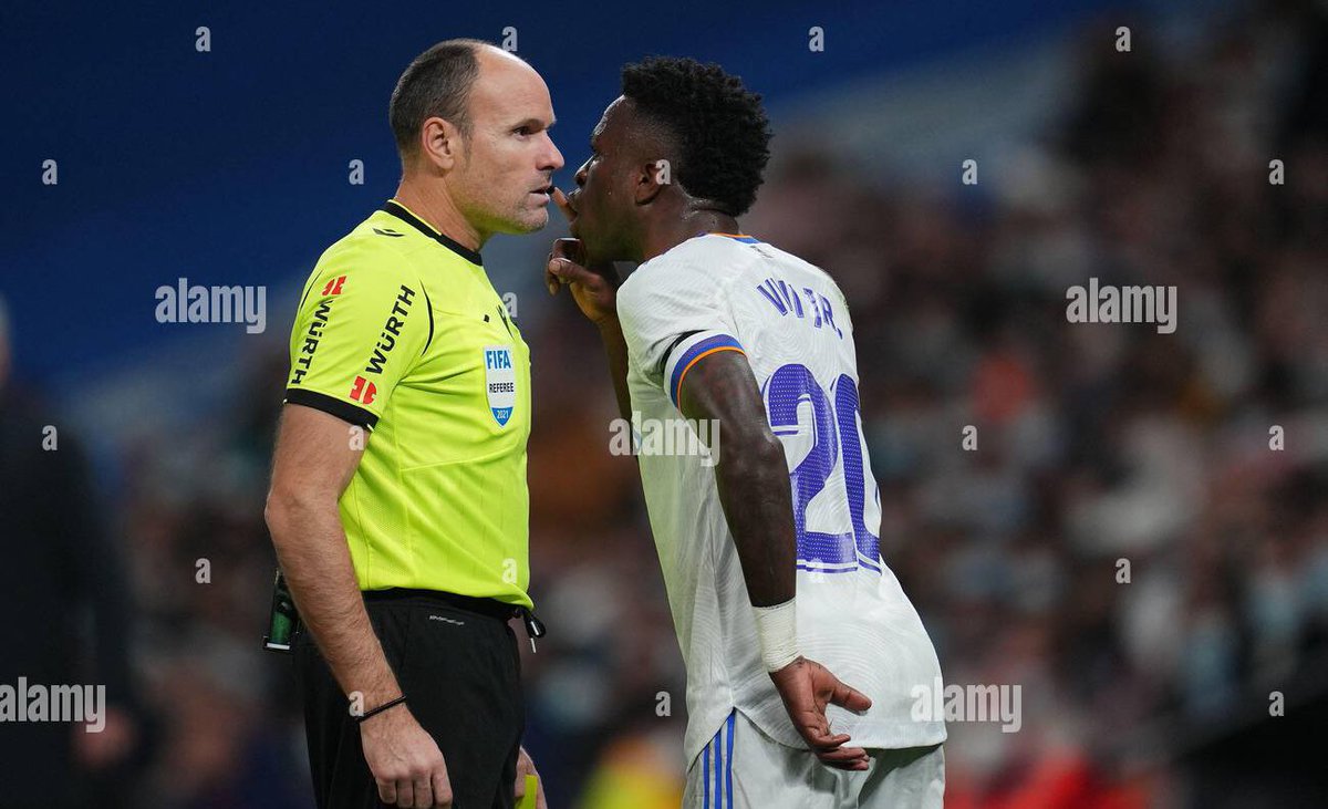 𝑩𝑨𝑺𝑻𝑨 𝒀𝑨! <a href="/LaLiga/">LALIGA</a> 

Basta ya de escuchar la misma historia, de victimizar siempre al que perjudica y provoca todo.

Basta ya de multar a clubes pequeños y medianos por unos aficionados que están cansados de provocaciones y insultos a la grada o a sus jugadores que