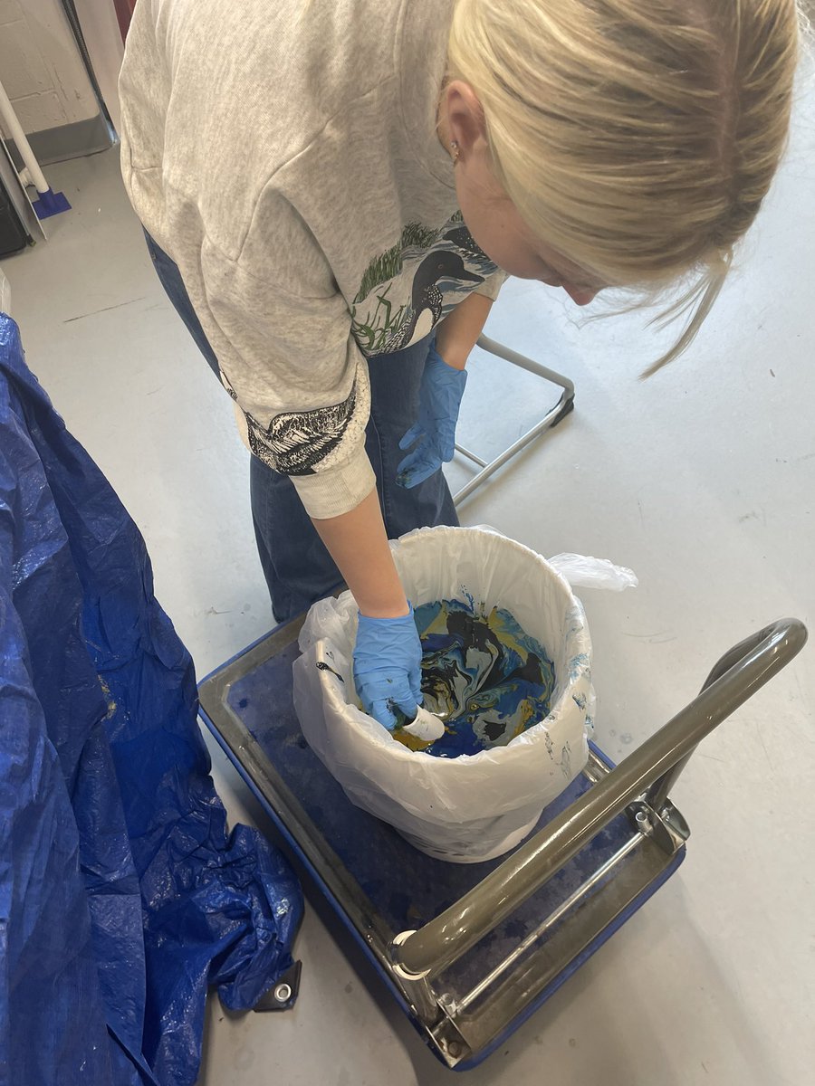 PackerEngineers's tweet image. The Goon Squad is going for “best dressed” Turbine at Nationals by hydro-dipping their PVC base pieces with their Packer Pride colors 💙💛💙@OfficialSHSPack