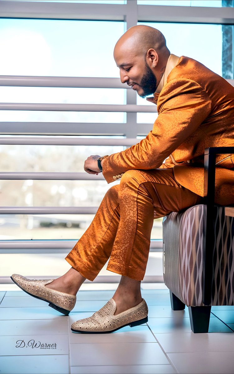 GentlemansGuru's tweet image. ⭐ Customer Gallery from Eddie 🔥
👉 Credit to the owner
👑 Make a bold statement at your next wedding event with our exotic wedding  #suits and luxury groom's #tuxedos &amp;gt;  bit.ly/GG-wedding
- 
- 
- 
-
 #Gentlemansguru #groom #weddingseason #weddings #weddingdress #reviews