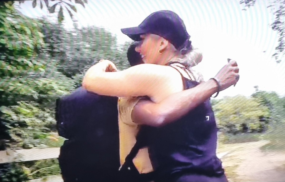 Love the friendship between @Bobby_Seagull and @SaffronBarker on Celebrity @Hunted_HQ for @SU2CUK and gutted the both of them had to split up at the end of the episode #celebrityhunted