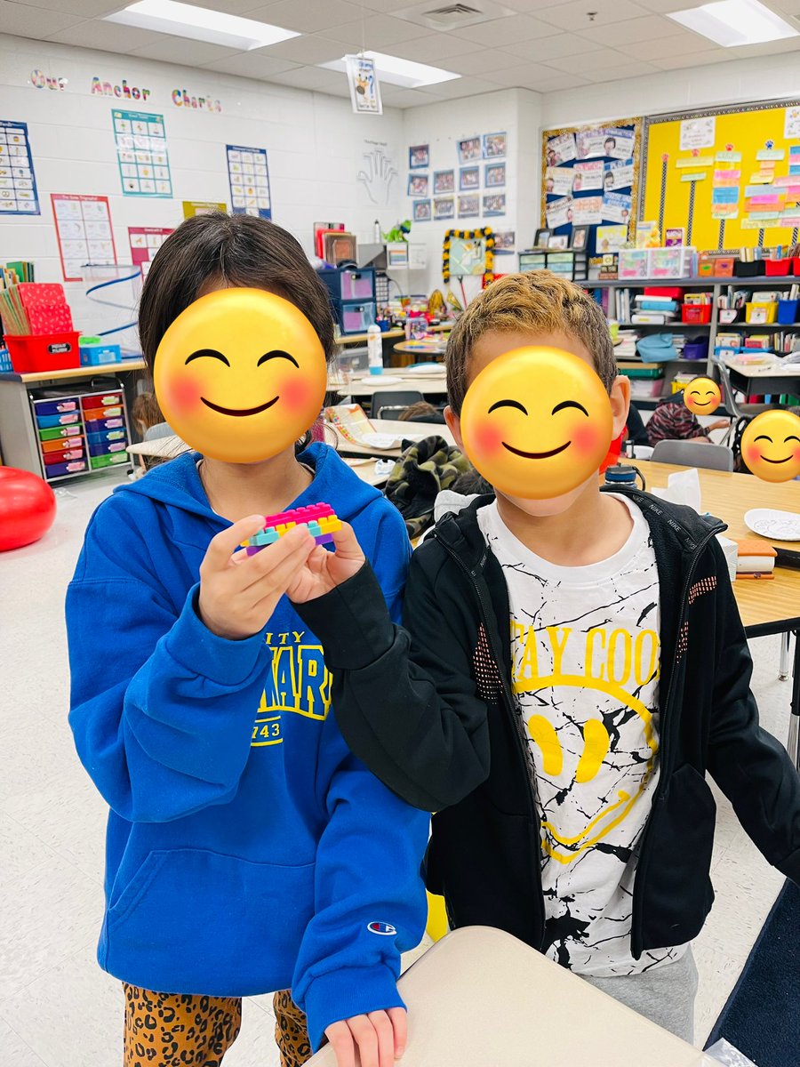 Mrs. Trasi tweet media