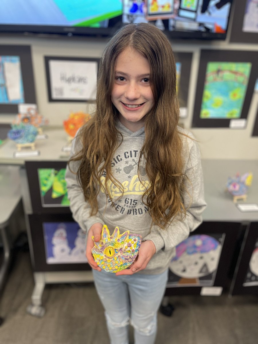 Ms. McKinley tweet media