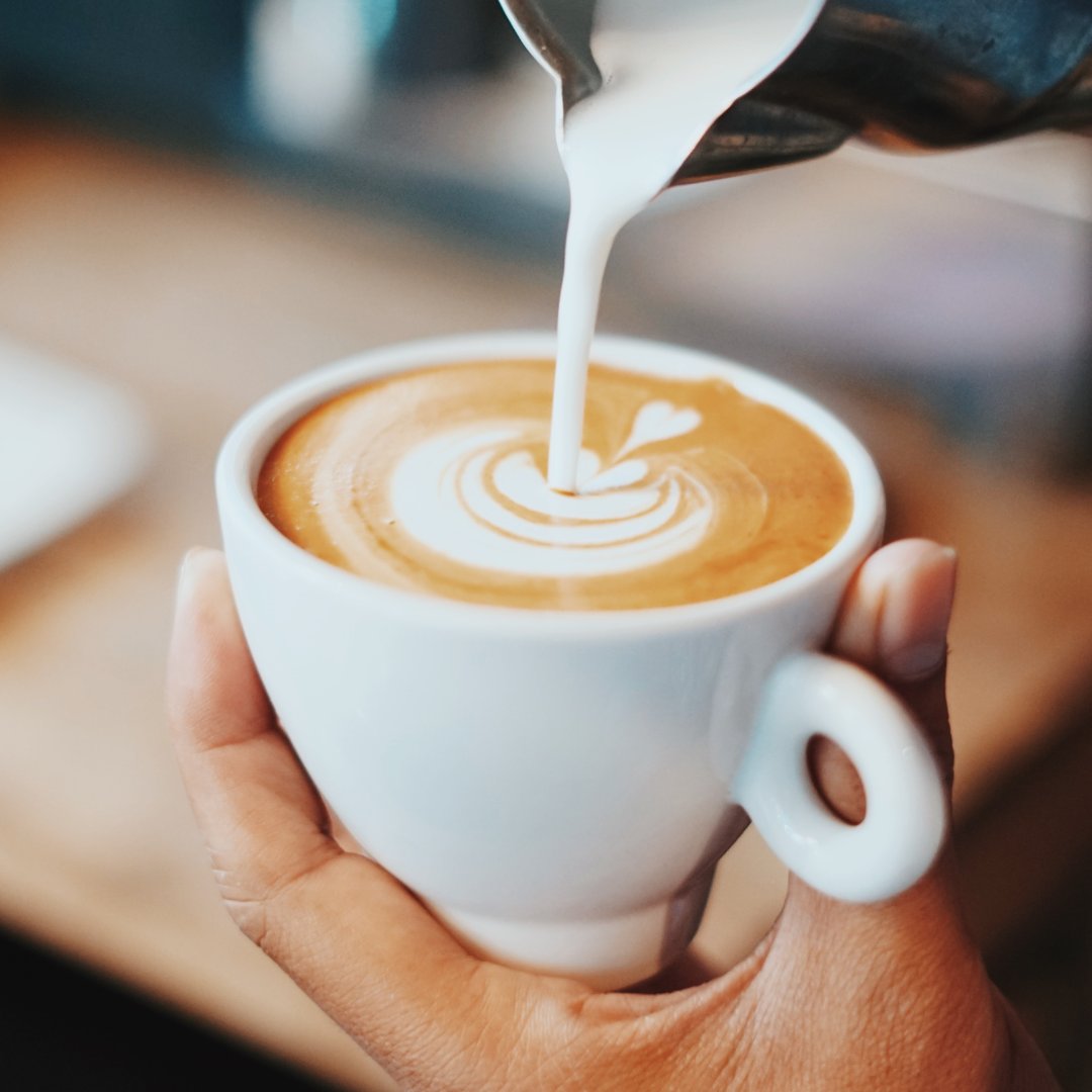 Mazevo_Coffee's tweet photo. From the first sip to the last drop, a perfectly crafted latte can transport you to a world of relaxation https://t.co/hNGEdBoC6b