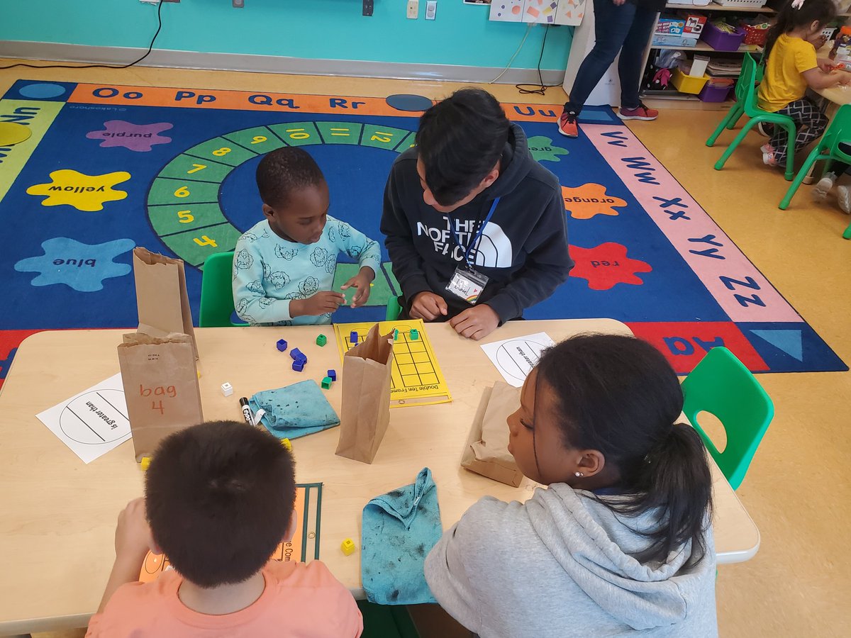 We have amazing THS students working with our PreK students each day 🙂❤🐺 #FOCUS @FCPS_SVerdi