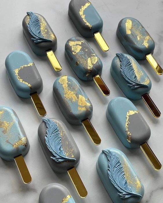 GraciousEvents's tweet photo. Absolutely gorgeous!!! (and we bet delicious)⁠
#weddingcolor #colorfulweddingfood #weddinginspo⁠
⁠
photo via @etsy ⁠
vendor @BankPlaceBaker 💙💙💙⁠
⁠ https://t.co/dR3ZHKIkoA https://t.co/q8dS2X3MXc