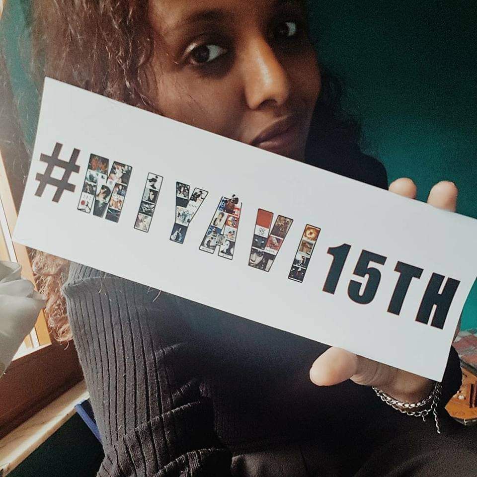 KanMisa's tweet photo. Ages agooooo from the first print of this banner that made history ๐ฅบ
I'm so happy thinking some CoMYVz has it since that tour n some even got @MIYAVI_OFFICIAL's autograph on it.
I was extremely proud also for the fact we were able to reach n involve Japanese CoMYVz.
#COMYVLIFE https://t.co/fAYKDUsOqx