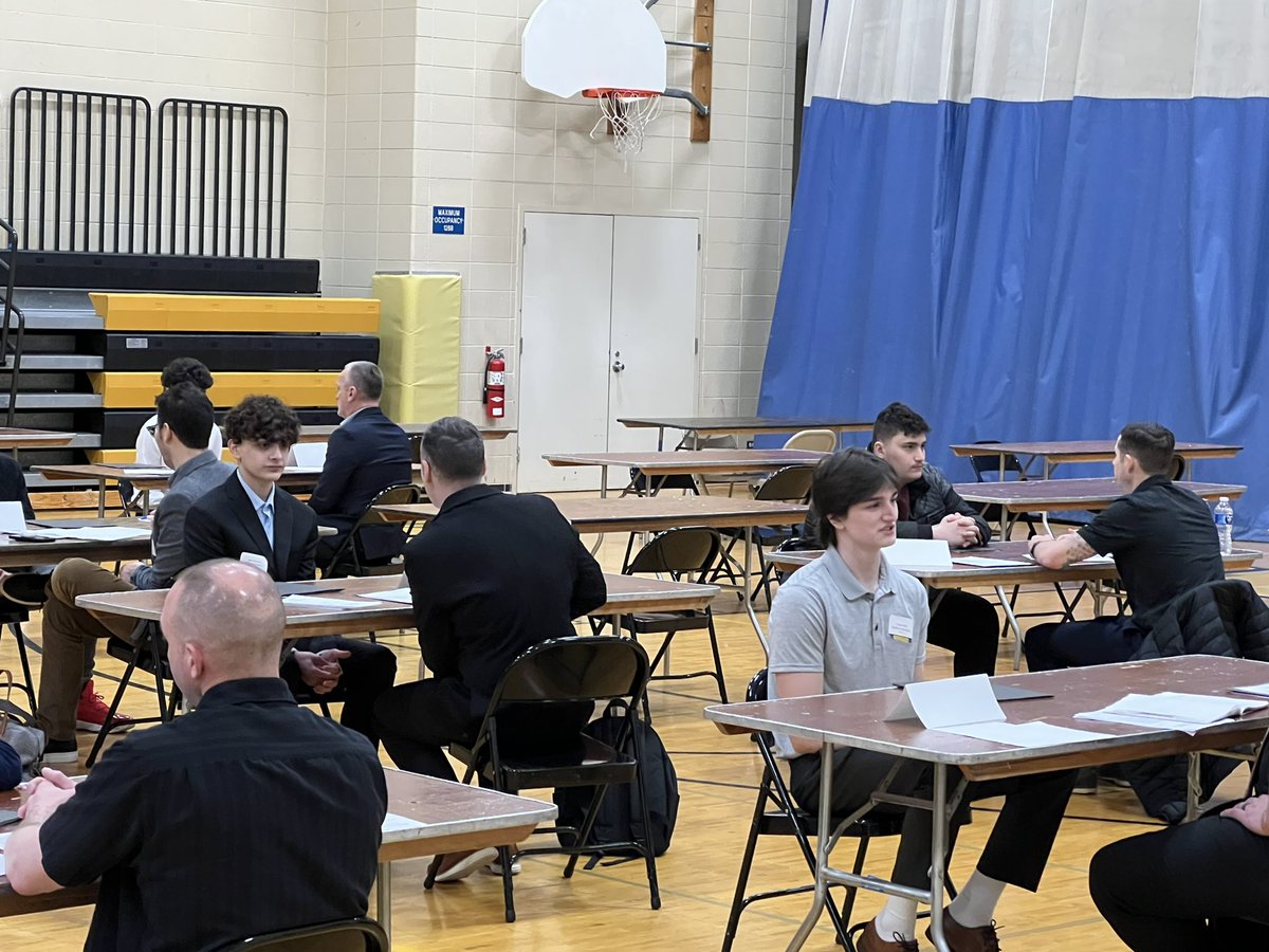 Mock interviews with @Rnolting21 and an array of community businesses with@CHSD230 business students today!  

Authentic learning happens here!  

<a href="/AndrewHS_d230/">Victor J. Andrew High School</a> being a great host!

<a href="/StaggHighSchool/">Stagg High School</a> <a href="/staggbusiness/">Stagg Business Dept</a>