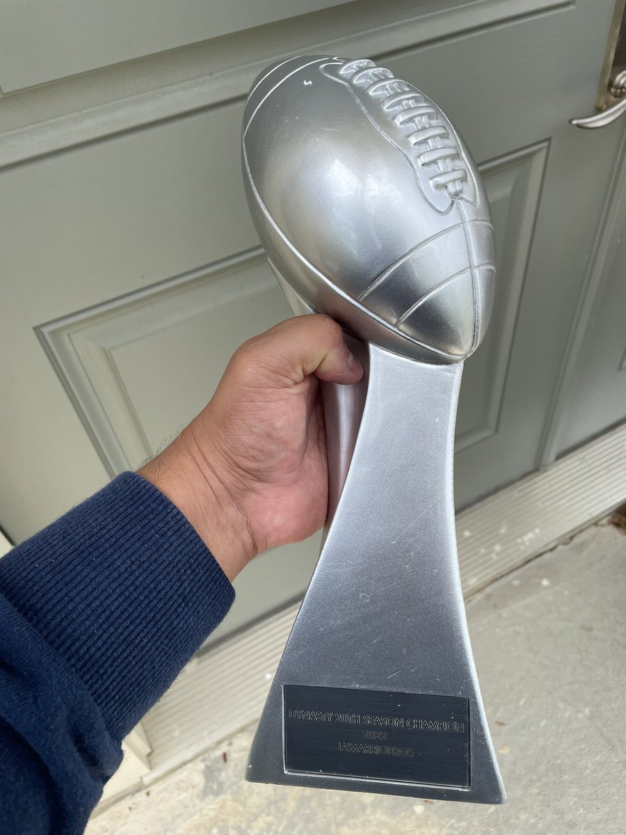 juanmario2012's tweet photo. Fantasy Football trophy finally arrived! Thanks commish. Ja’MarrChase to the promiseLand @TheFFBallers @PFF_Fantasy https://t.co/LDSbZx4gFu