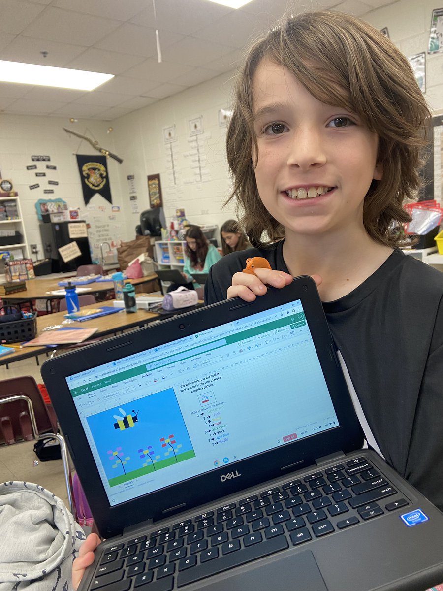 HSESAIM's tweet photo. Excel Pixel Art Day with @laurenhagood7 and our 4th and 5th graders! We’ve been learning about Vermeer so making our own art was a must! @ITSCCSD #ccsdconnectED23 @HSpringsSTEM https://t.co/yz82tL18Iz