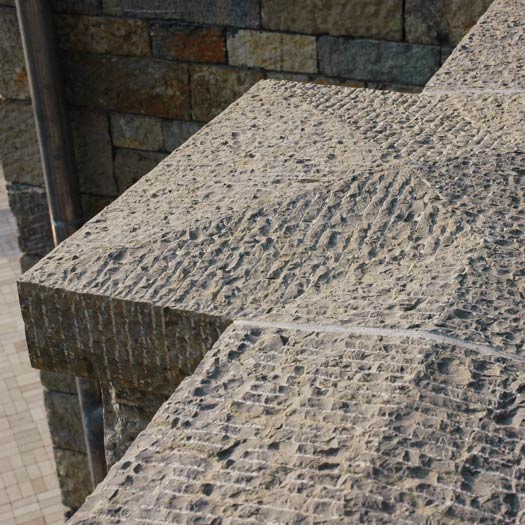 New Yangtze Limestone wall caps and Antique Yangtze Limestone wall veneer. A stunning blend of newly quarried and antique stone. ⁣@jeffreyrmatzarchitects @cicognanikallaarchitect @hollander_design ⁣ #antiquestone #antiquelimestone #handcraftedstone #stonearch #archidaily