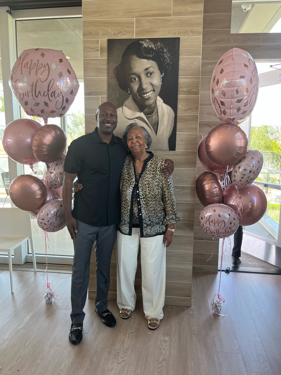 gmcexp's tweet photo. “Faith is a mountain you still climb.
Either time is standing still,
Or you’re stealing time.
Black don’t crack, you still shine.
90 years of life and you still fine!”
-Gary Marcus ✍🏿
#MyConscience #MyAngel
All glory to God 🙏🏿
Happy 90th Birthday Grandma 👵🏾
Love you 🥹🎊 https://t.co/vc23re4irJ