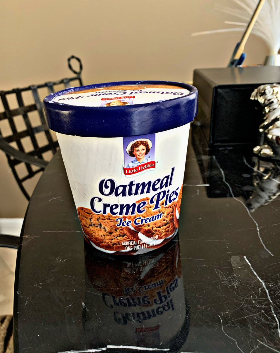 Chase_Bankss's tweet image. The curiosity caused the purchase 😩🤔🤔🤔🧐