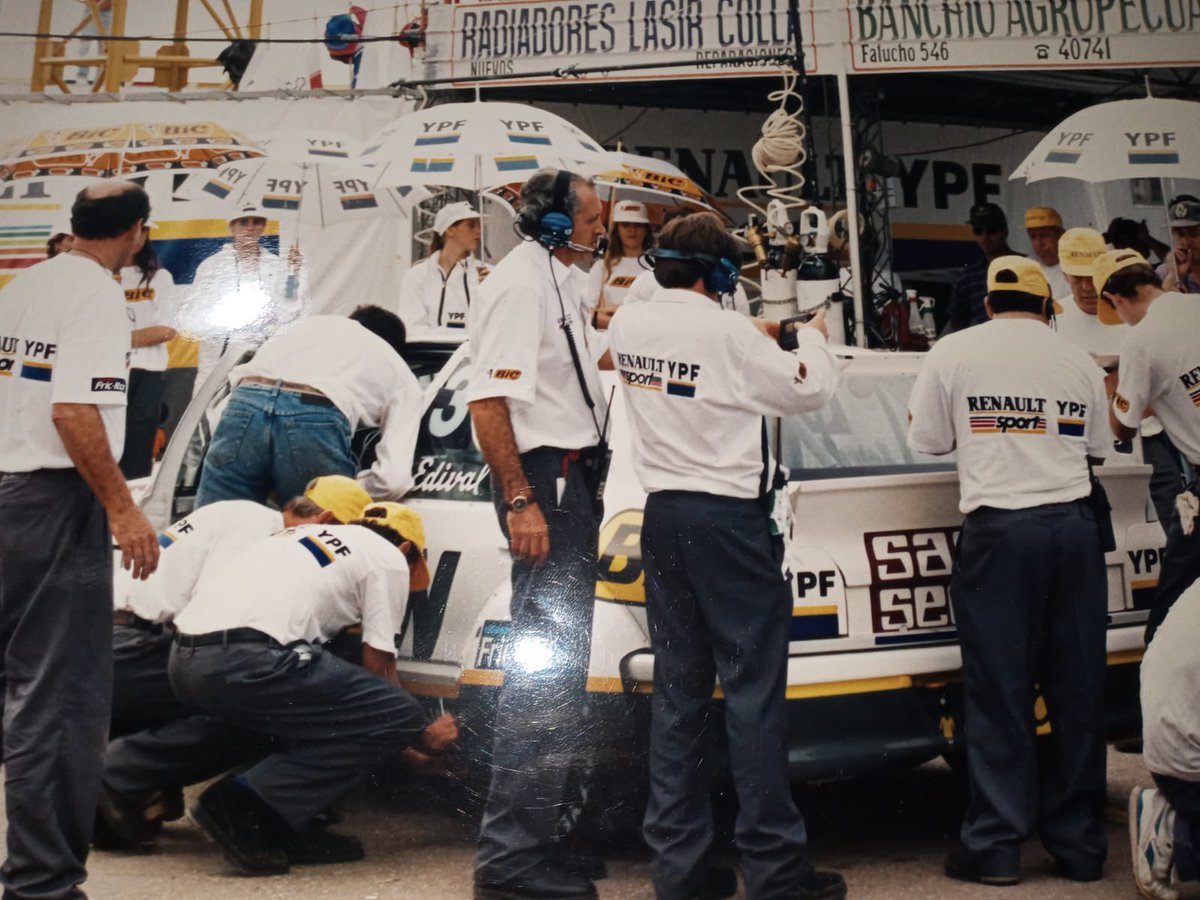 sebastianelias4's tweet photo. .@ERC_Radio de 22:00 a 23:00 por a.m. 830 y a.m. 1130, en los grandes especiales de #EntreRuedasYCaminos hoy nos visita el preparador Tito Vitelli #Tc2000 https://t.co/rnD7VUN8ky https://t.co/ZxKphEjzju @pueblo830 https://t.co/zecg4EEniD
