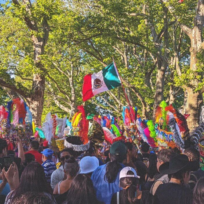 nyctribune's tweet image. “Plaza Tonatiuh…asks the parks department to issue us the proper permitting for the plaza…Plaza Tonatiuh is a pillar in the Sunset Park community...and a benefit to the community at large.”

Support the Plaza! Fight police repression!

docs.google.com/forms/d/e/1FAI… 

🧵