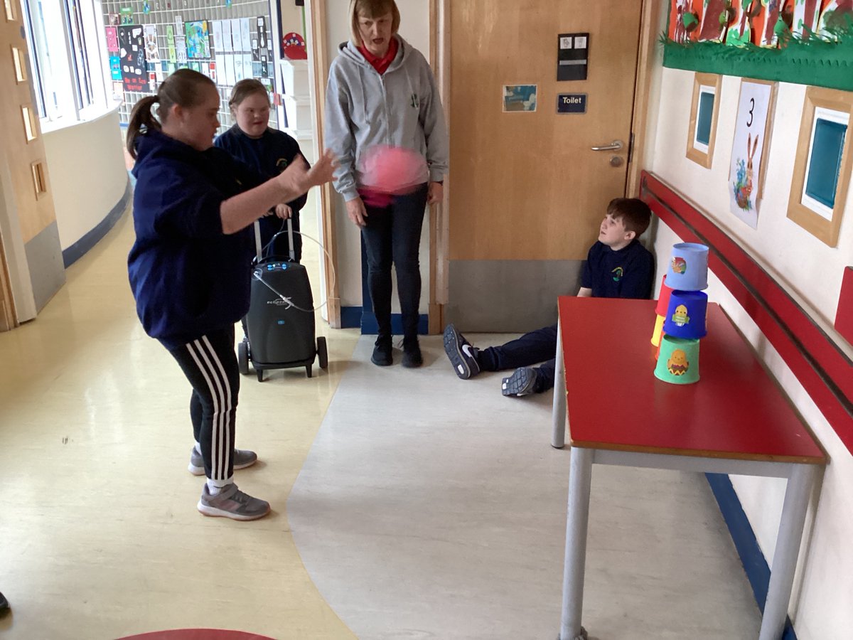 ysgolmaesycoed's tweet photo. @ysgolmaesycoed Fun at the Spring Trail! #GrowingTogether #LearningTogether #SpringTrail #FamilyEngagement https://t.co/19uMmJ3D3T