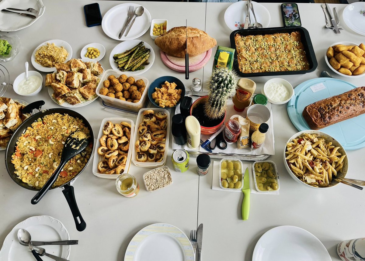 ProtzerLab's tweet photo. Late #EidAlFitr celebration with a potluck lunch! Featuring - delicious home-made Baklava by @mintandyogurt 

#unityindiversity #teambuilding https://t.co/P3ckxZ5wxR