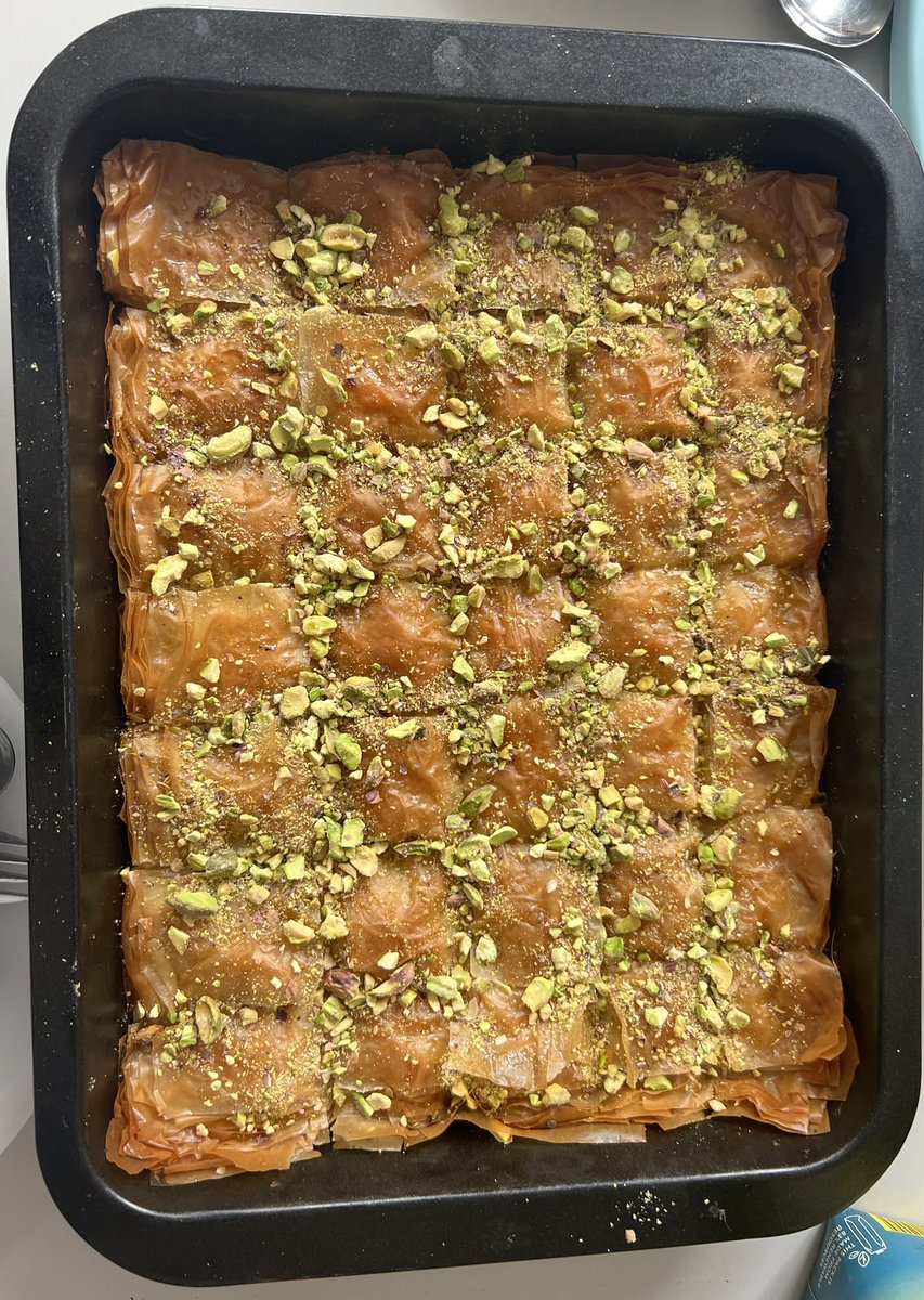 ProtzerLab's tweet photo. Late #EidAlFitr celebration with a potluck lunch! Featuring - delicious home-made Baklava by @mintandyogurt 

#unityindiversity #teambuilding https://t.co/P3ckxZ5wxR