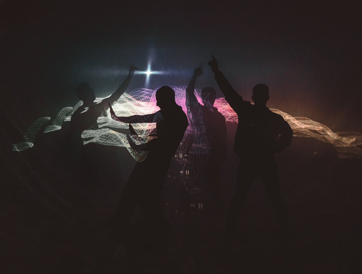 bigtimerush's tweet photo. You make me feel like dancing 🕺#BTRWaves

📸 @aarongatewoodx https://t.co/9ByMBihVGG