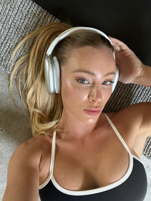 Workout ✔️ https://t.co/hwNN2wRVUF