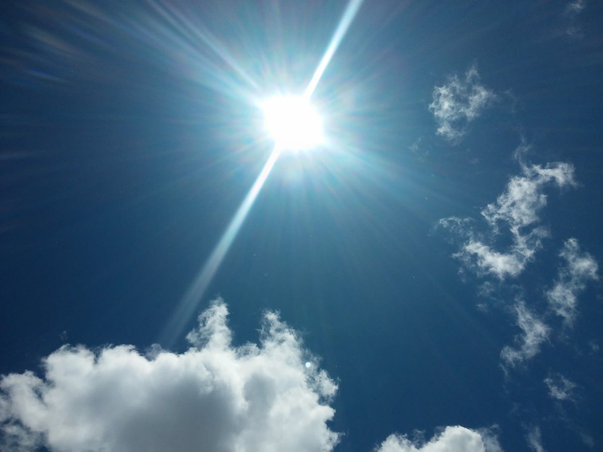 sooypedro's tweet photo. A lo que me refiero cuando te digo que brillas como el sol. https://t.co/DX8wMcQWCS