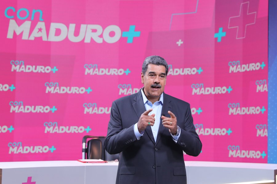 fundacion_mpv's tweet photo. "Hay que crear oportunidades para la juventud, para la vida sana, para una sociedad sana. Por eso hay que cuidar la educación, la cultura y la vida de la juventud venezolana", exhortó el jefe de Estado @NicolasMaduro
#VenezuelaTerritorioDePaz https://t.co/PvOXNpHqeJ