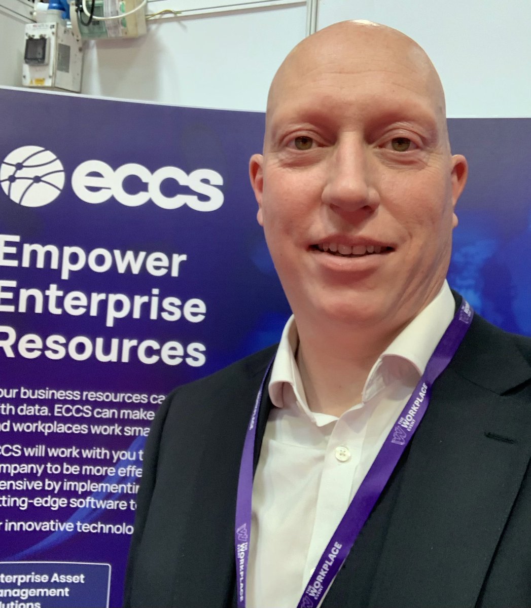 RobBone's tweet photo. Great first day on the @ECCS_Ltd stand at The @WorkplaceEvent at the NEC. I’m here tomorrow and Thursday so pop along and see some magic! #twe2023 #workplaceevent #exhibitionmagician #tradeshowmagician https://t.co/hZwlQDu3a7