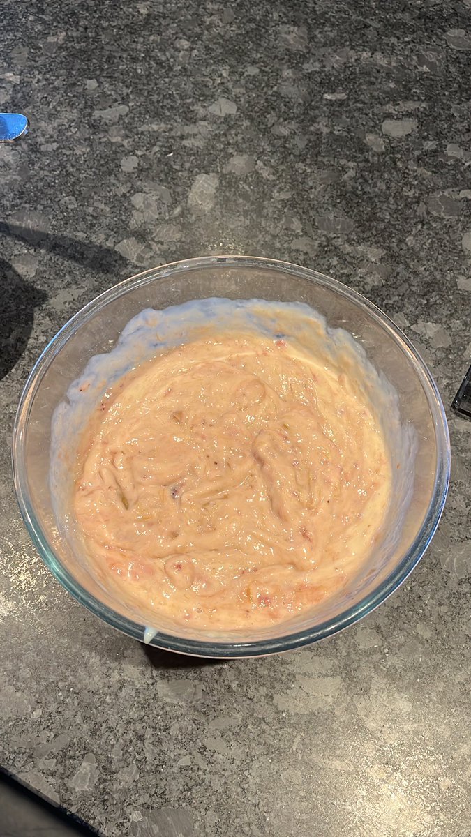 My other half is away….and I cooked… I know I shouldn’t, but I tried anyway. Various comments from the children were:
‘Did it come out of the dog?’
‘Why is it stringy?’
‘Why did you cook yoghurt?’
#nailedit