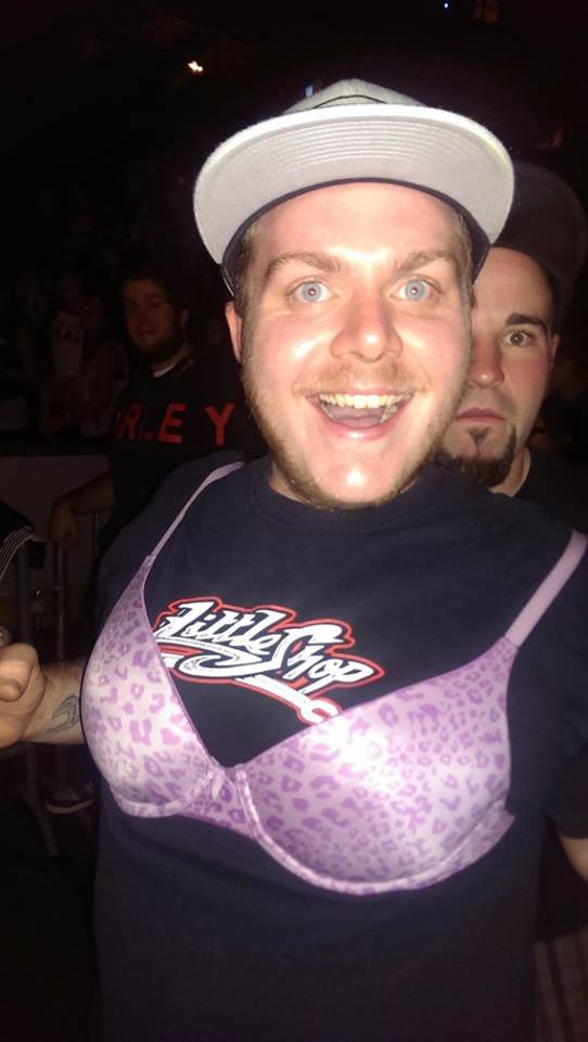 aggro_whispers's tweet photo. When I was absolutely blitzed at an ADTR concert https://t.co/MtLx6owMeG