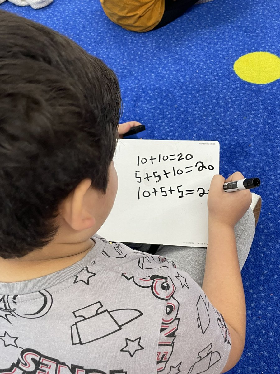 MavoAntonietta's tweet image. 1st graders in Sybrant/Zamora’s class are very engaged today as they use fences, benches, and flowers to make different combinations of twenty and write equations to match #buildingmathematicians  @HumbleISD_LLE @HumbleISD @HumbleElemMath @MLCmath