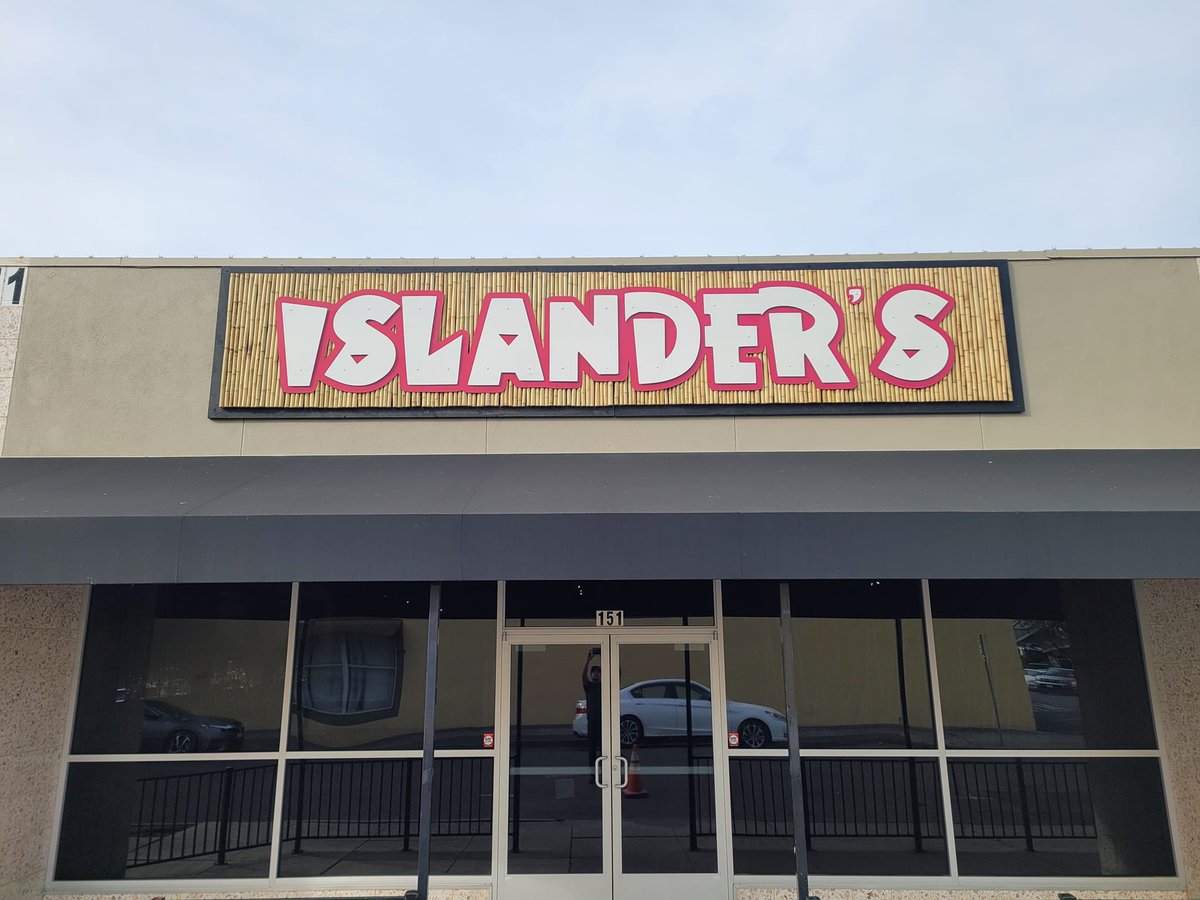 dineStockton tweet media