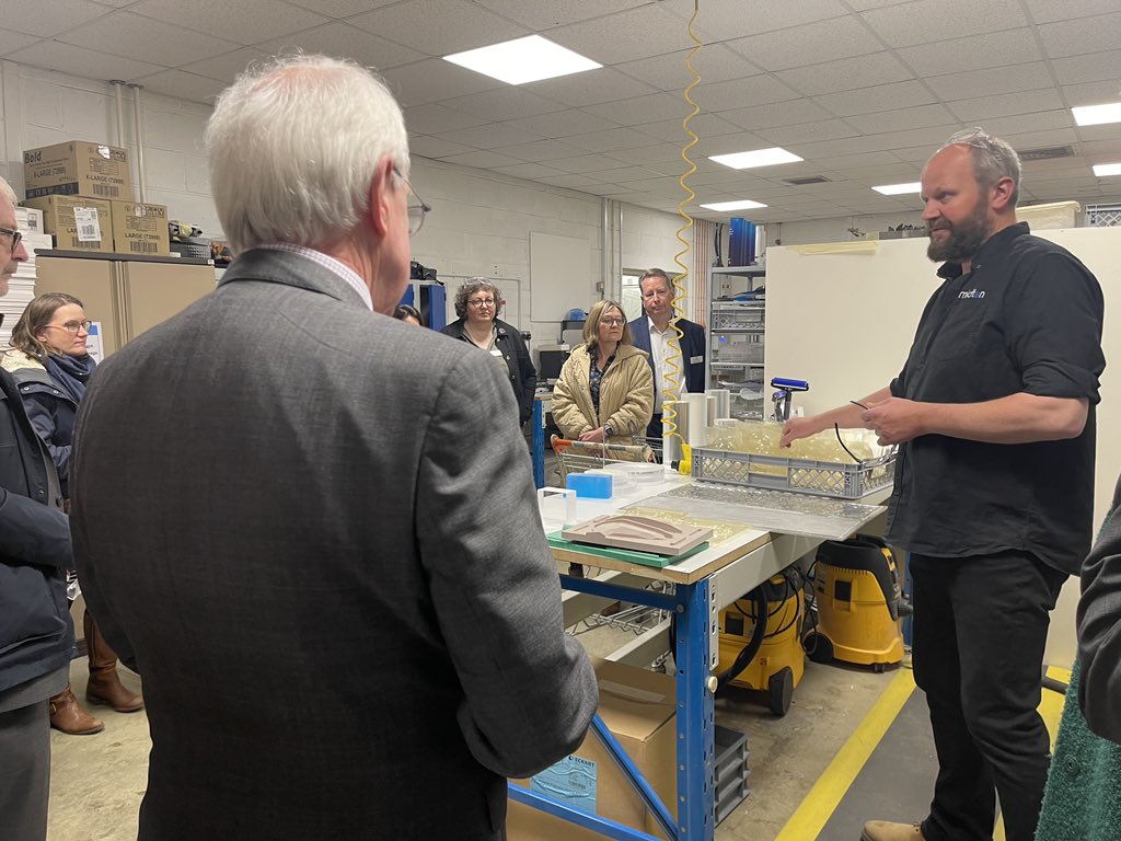 HIEScotland's tweet photo. We also visited #midton today, another inspiring #Argyll business. Great to have a tour of their space and meet the team.
@StuartBlack_HIE https://t.co/i62ihAnyIC