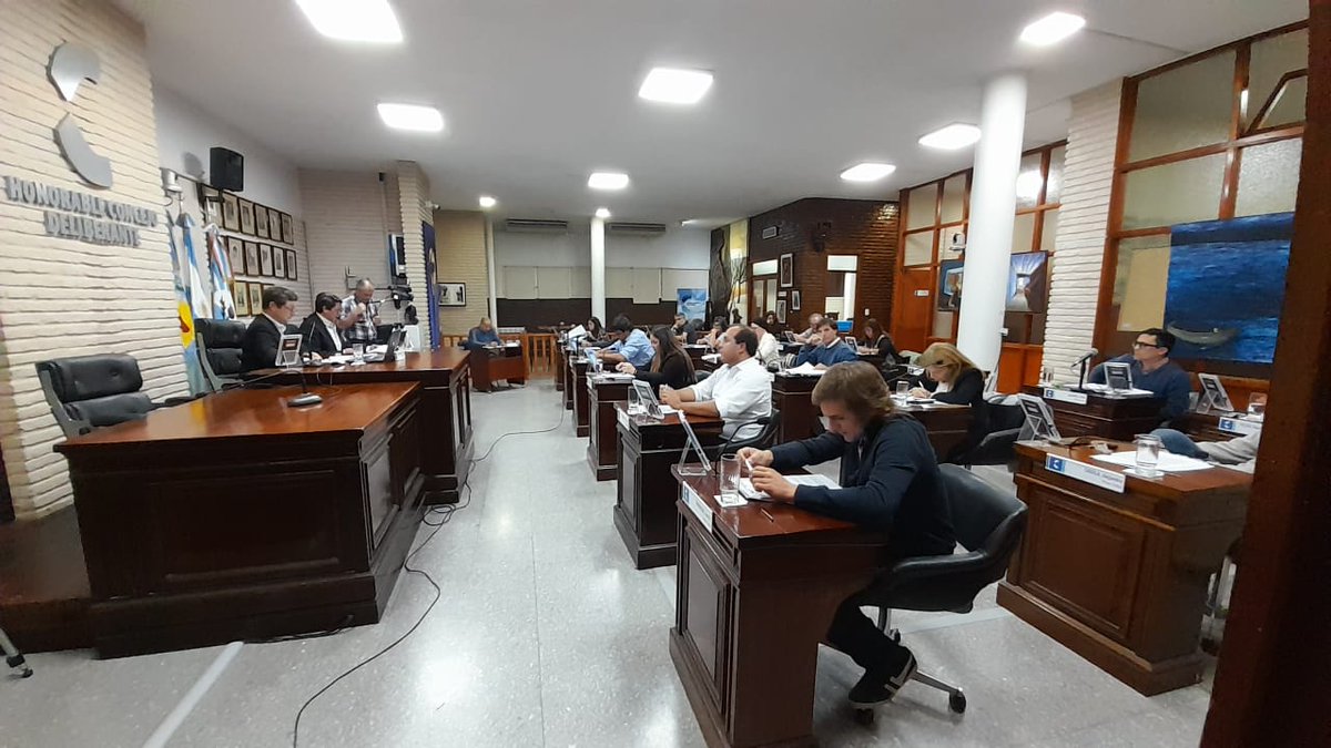 hcdtl's tweet photo. CONVENIOS POR OBRAS, SOLICITUDES AL MUNICIPIO Y A LA PROVINCIA Y RECONOCIMIENTO A LA PELÍCULA TRENQUE LAUQUEN 
https://t.co/JlwH66LTcG https://t.co/u4b4tOOBVX