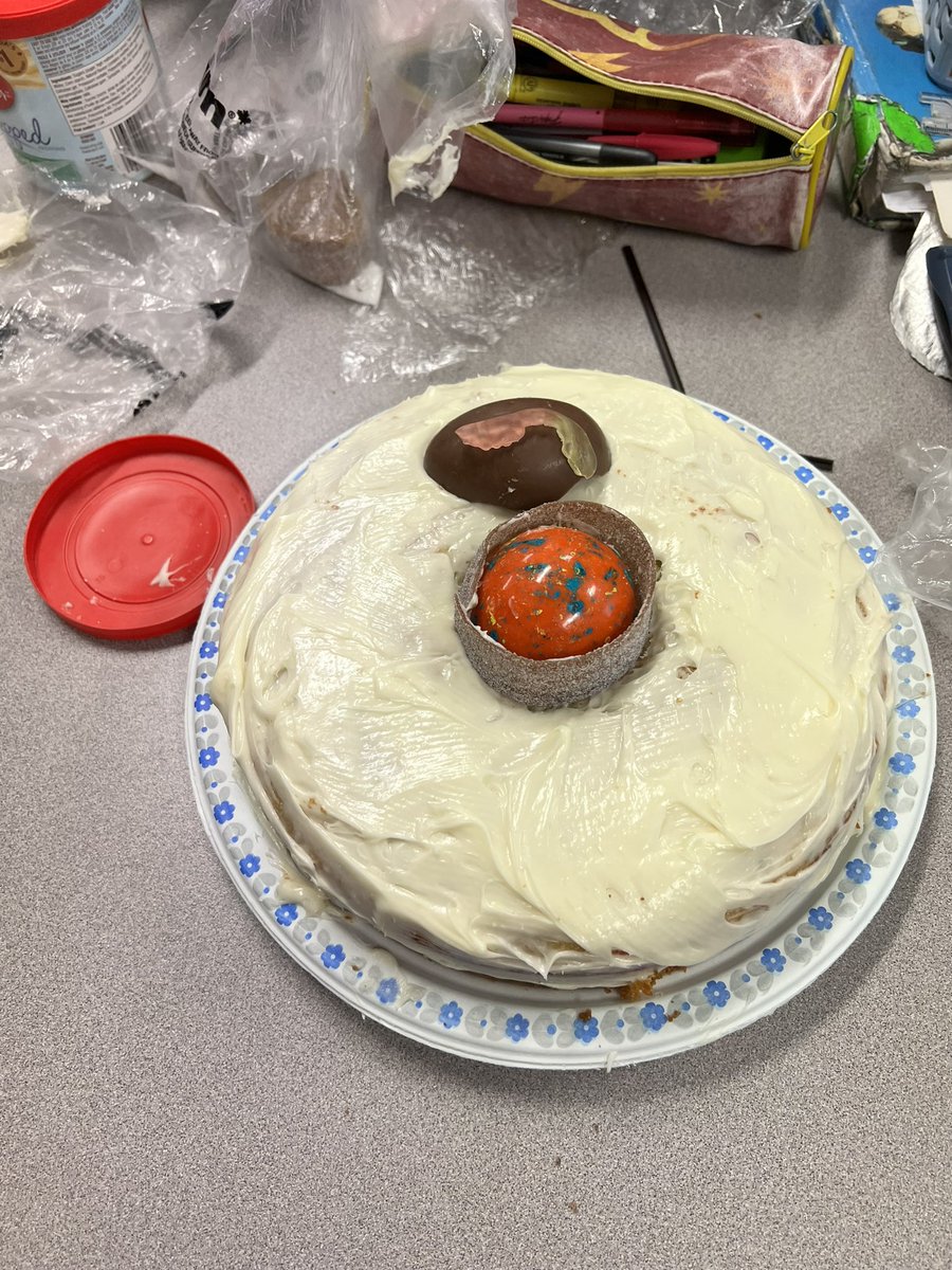 s_nods's tweet photo. Grade 7/8Ss working hard on their edible #3dcellmodels #scienceisfun #STEAM #stgregoryschoolpowassan #npscdsb @npsc_schools @neuOECTA https://t.co/7NF6Vi8AGB