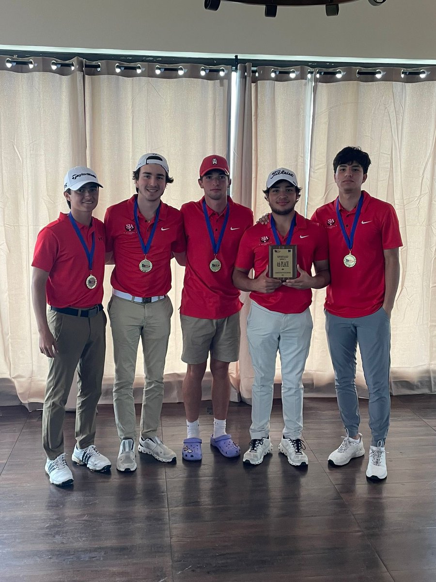 𝑹𝑬𝑮𝑰𝑶𝑵𝑨𝑳𝑺 𝑩𝑶𝑼𝑵𝑫! Congratulations to our Bloodhounds golf team on qualifying for regionals next week! 🐾 Way to go. 🙌🏼