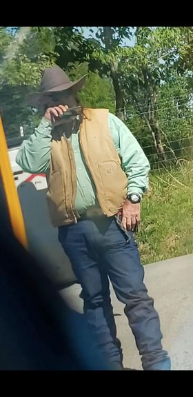 LatriciaTnc9's tweet photo. UPDATE: Roger O'Neal Barrett has been charged with interfering with the operation of a public school. He turned himself in and was released on a $1,000 bond. https://t.co/szezLYmVnO