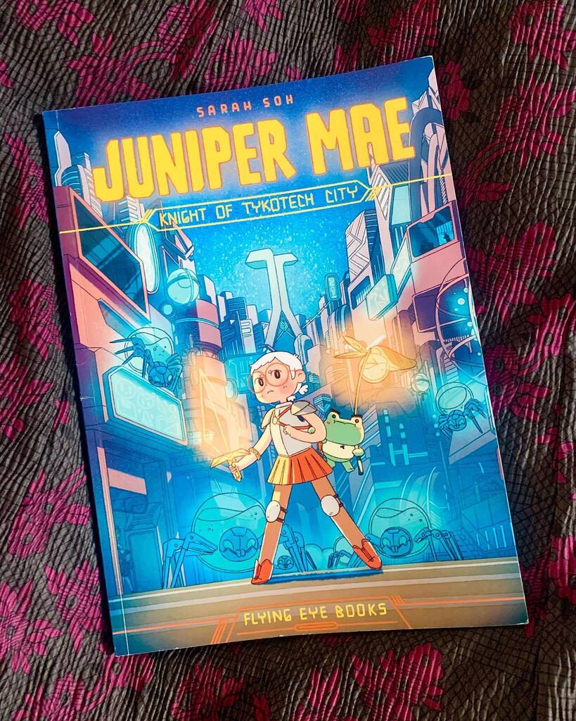 We(e) Read(s) tweet media