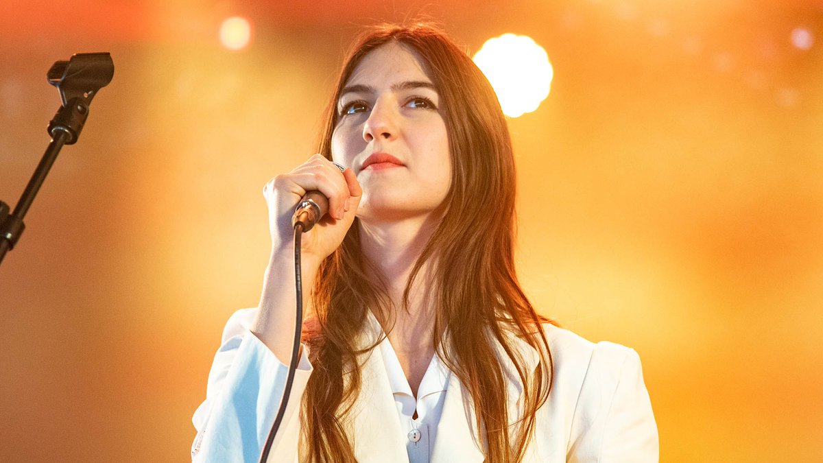 Find Shows Near Me tweet media