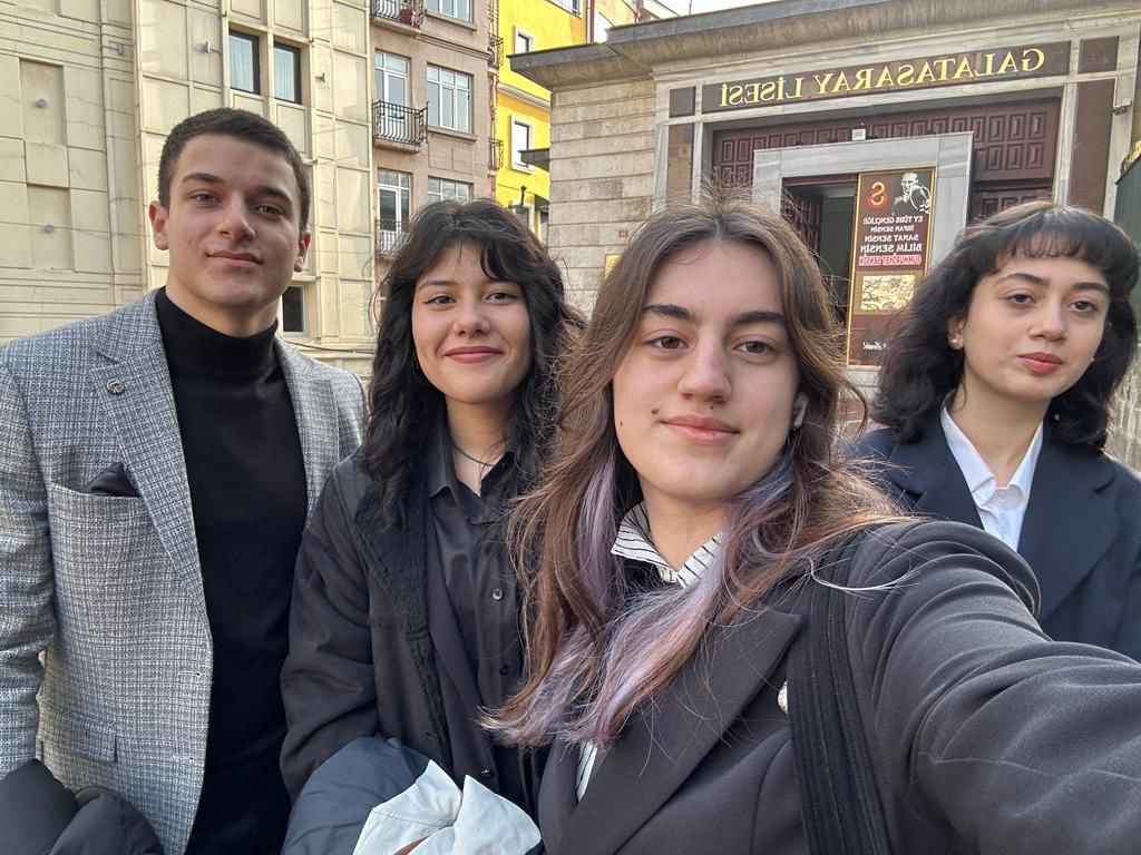 asyamun's tweet photo. Our delegation was in SOCHUM committee. They discussed serious issues such as wage gap and abortion. They followed their countries’ policies about these titles. https://t.co/9qjG3Gr3Bt