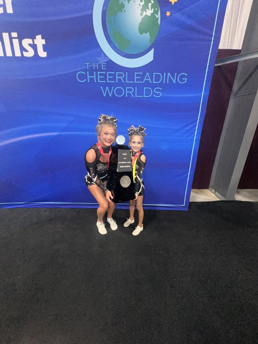 so proud of my tatumn for getting her first globe, love you forever 💖 no one else I’d rather base the past two years. You are such a super star and can’t wait to see what the future holds for you 🥹