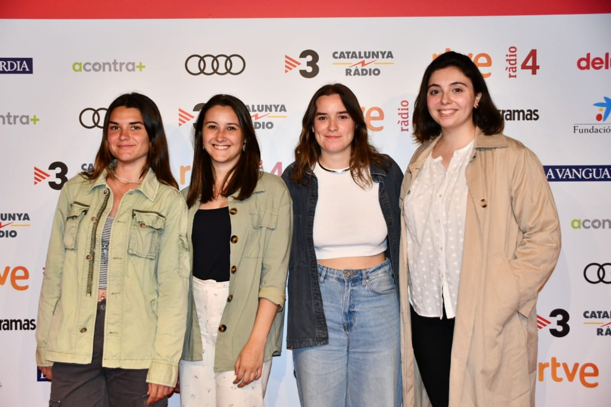 BCNFilmFest's tweet photo. I seguim, un dia més, amb la sala plena per a la segona sessió de Nous Talents, la nova secció competitiva de curtmetratges del #BCNFilmFest2023! 

Aquesta vegada amb curts d'@escac i @BlanquernaFCRI. 🎓 https://t.co/lCCaVS37AW