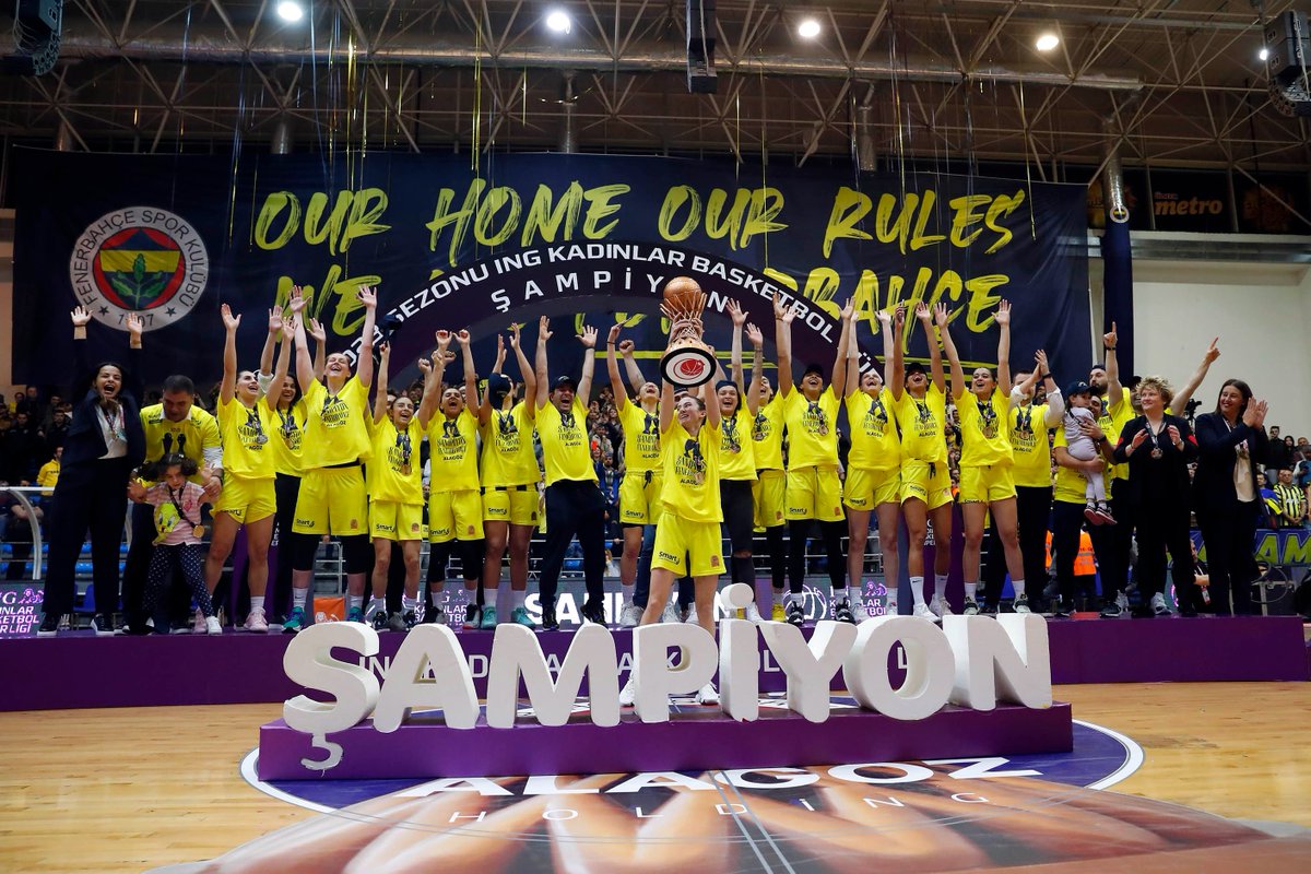 fbkadinbasket's tweet photo. 🏆
ÜST ÜSTE 5️⃣
TOPLAM 1️⃣7️⃣

#PotanınKraliçeleri https://t.co/Bx9VWO0a9K
