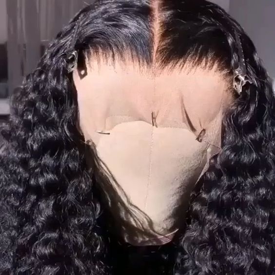 wowebonyhair's tweet image. Invisilace (HD lace) ): it has high level of transparency with thinner material therefore it almost disappears when held against skin.

Luxury HD lace wigs are available on wowebony.com/lace-front-wig…
*⁠

#lacefrontwig #whatfrontal #frontal #lacefrontal #lahairstylist #HDlace