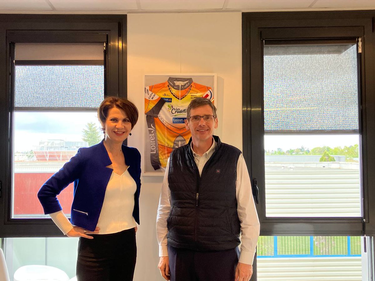 dcarlach's tweet image. 📍Dans la région @RCValdeLoire pour visiter avec Emmanuel Vasseneix, la Laiterie de Saint-Denis-de-l’Hôtel, entreprise familiale engagée dans la transition alimentaire durable. Une ETI à succès qui participe à l’#attractivité de son #territoire et au rayonnement de la France 🇫🇷 !