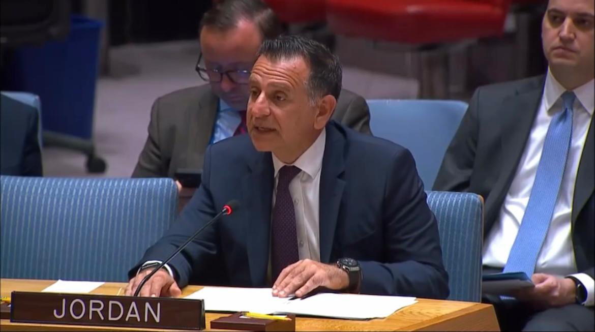 JordanUN_NY's tweet photo. In #UNSC Debate on MEPP, PR @MahmoudHmoud stressed that #Jordan continues to cooperate with partners to stop violence & find political horizons to achieve comprehensive & lasting #peace based on #two_state Solution; reemphasized importance of upholding status quo in #Jerusalem https://t.co/lURcrNcZSZ